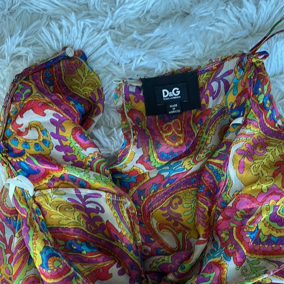 Dolce & Gabbana sz 44 paisley 100% silk tank with tie in the front - Picture 3 of 4